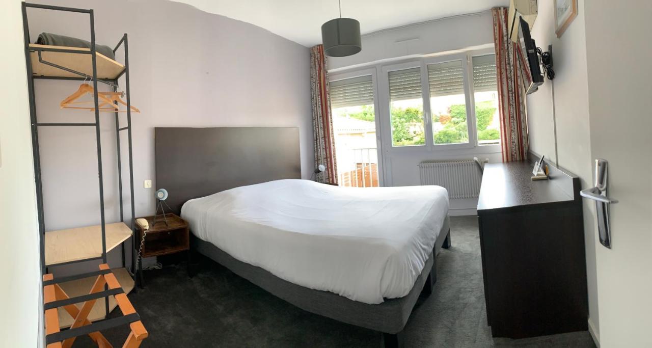 Logis Hotel Du Midi سالو دو بروفونْسْ المظهر الخارجي الصورة